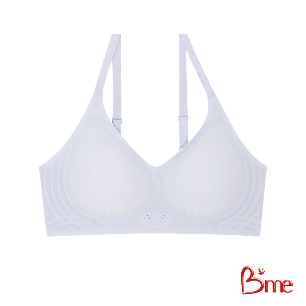 B'me เสื้อชั้นในไร้โครง level 3 ฟองหนา รุ่น ME1A4M มี 3 สี : สีฟ้า สีครีม สีเนื้อ