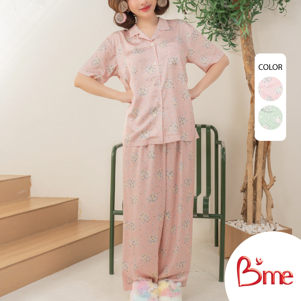 B'me ชุดนอนเสื้อแขนสั้นพร้อมกางเกงขายาว คอฮาวาย รุ่น ME8805 มี 4 สี สีชมพู สีเขียว สีเหลือง สีฟ้า M.5.26